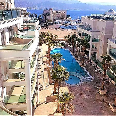 Milana'S Deluxe With Big Patio And Pool Apartman Eilat Kültér fotó