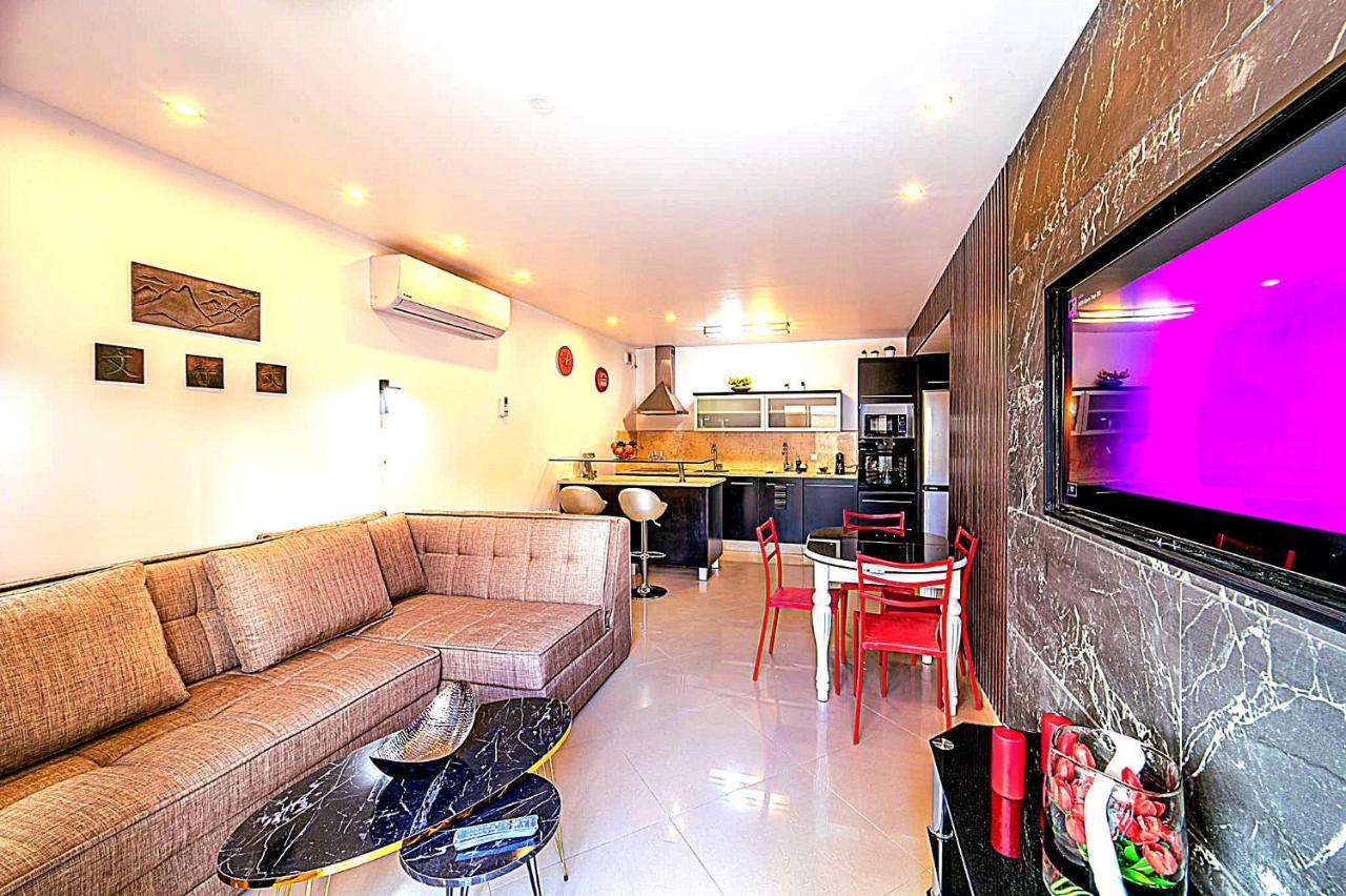 Milana'S Deluxe With Big Patio And Pool Apartman Eilat Kültér fotó