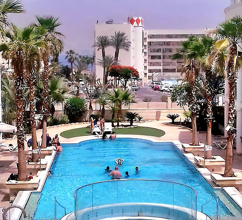Milana'S Deluxe With Big Patio And Pool Apartman Eilat Kültér fotó