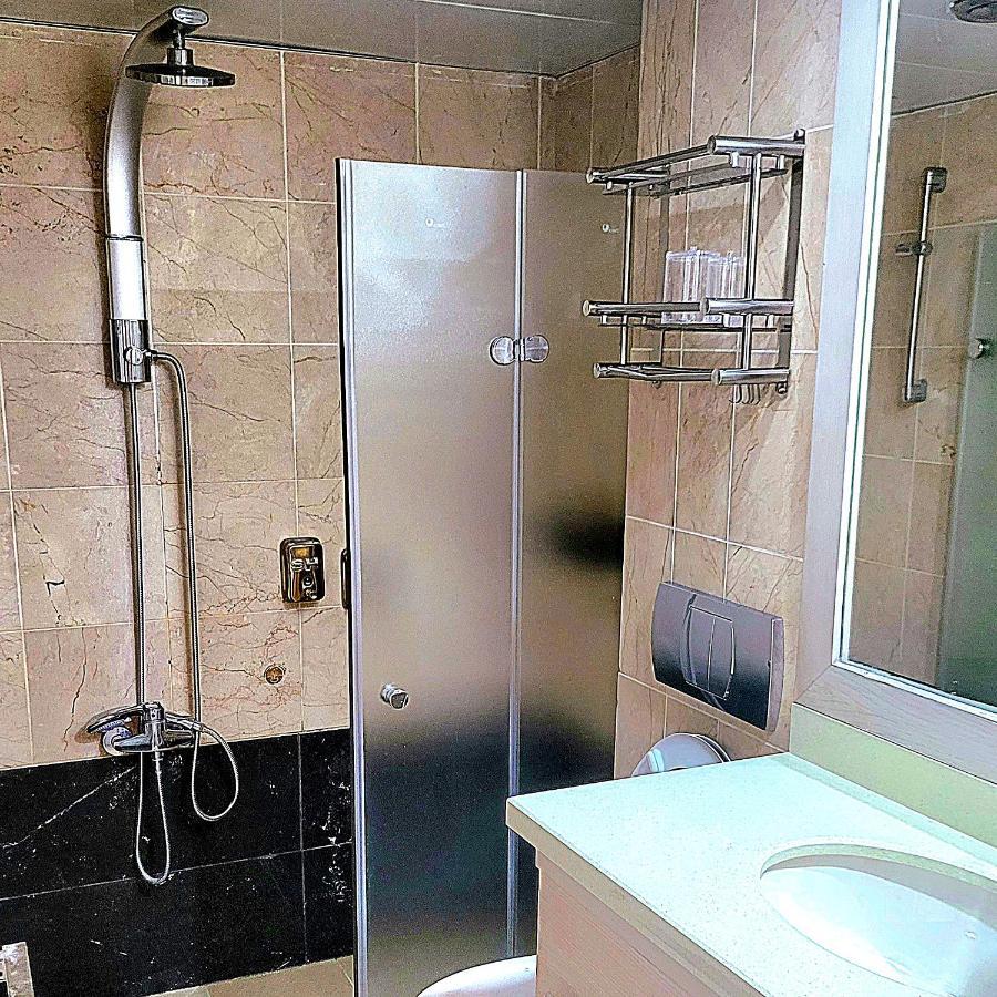 Milana'S Deluxe With Big Patio And Pool Apartman Eilat Kültér fotó