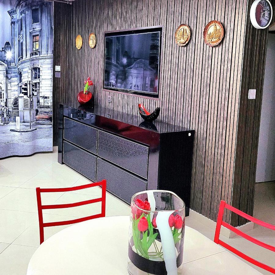 Milana'S Deluxe With Big Patio And Pool Apartman Eilat Kültér fotó